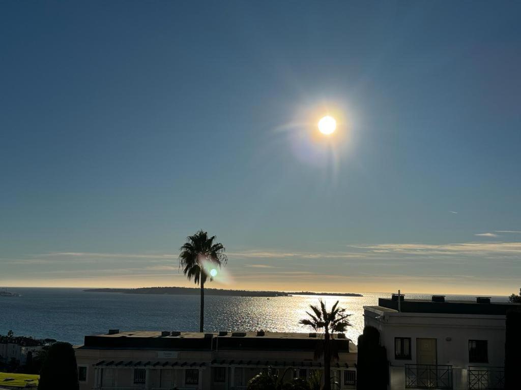 Studio Vue mer et Piscine Climatisation Wifi Cannes Esterno foto