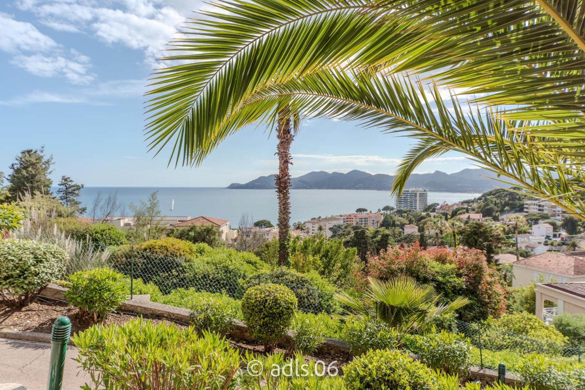 Studio Vue mer et Piscine Climatisation Wifi Cannes Esterno foto